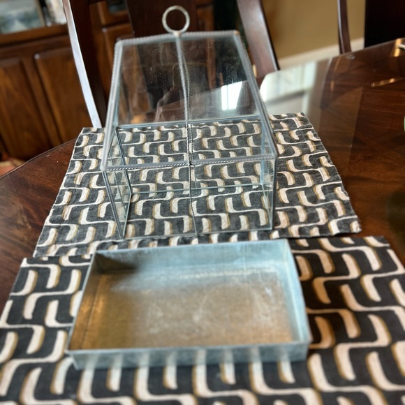 Miniature Greenhouse Terrarium Garden - Picture 5 of 7